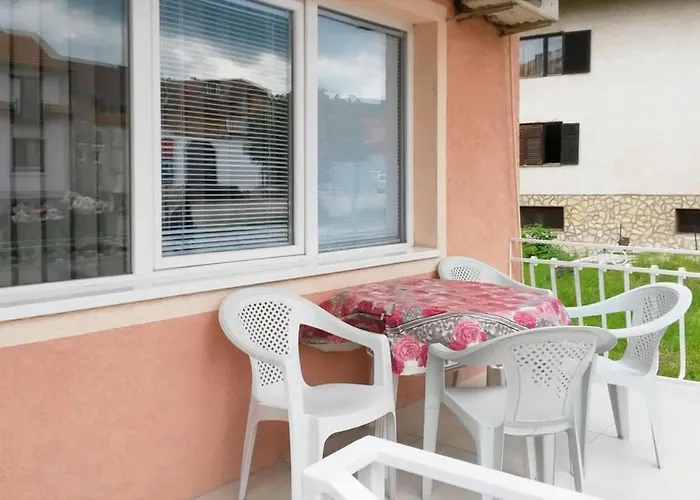 Petkovic شقة سوكو بانيا